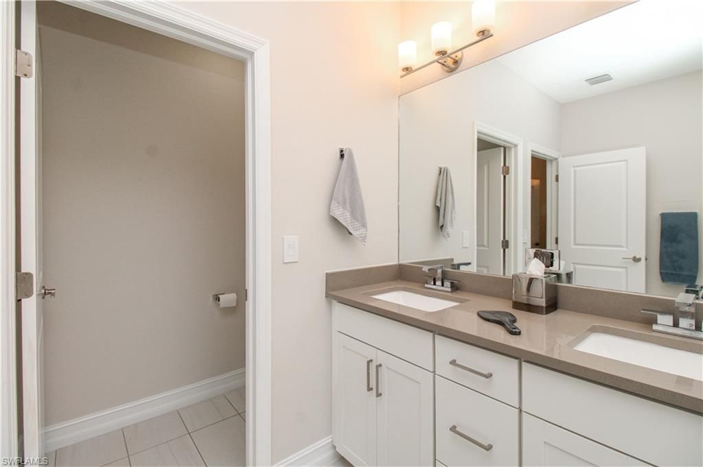 7421 Rockefeller Dr , Naples, FL 34119 Photo