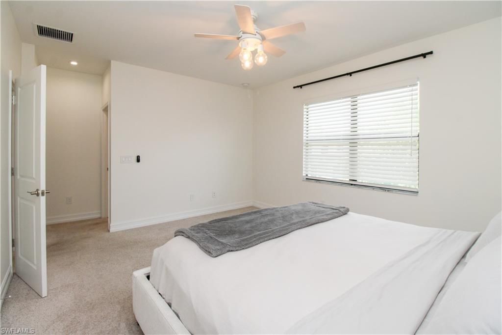 7421 Rockefeller Dr , Naples, FL 34119 Photo