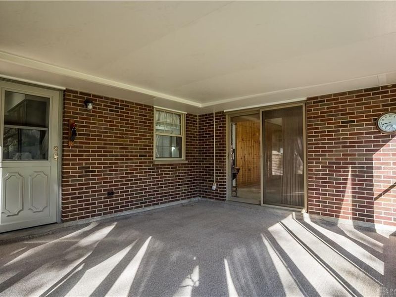 6315 Country Estates Drive, Tipp City, OH 45371 Photo 13