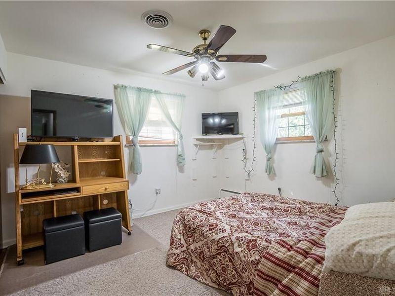 6315 Country Estates Drive, Tipp City, OH 45371 Photo 18