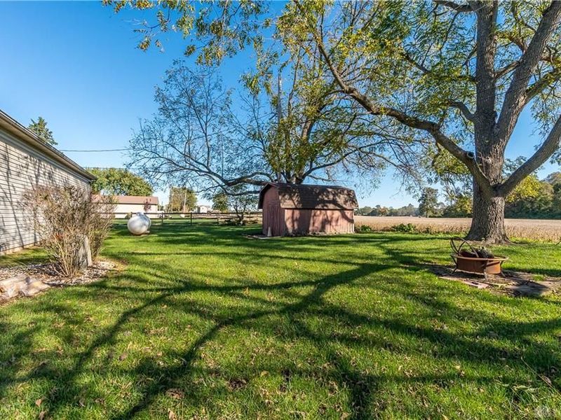 6315 Country Estates Drive, Tipp City, OH 45371 Photo 27