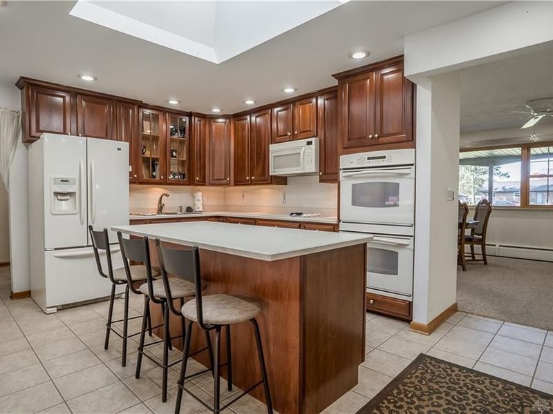 6315 Country Estates Drive, Tipp City, OH 45371 Photo 8