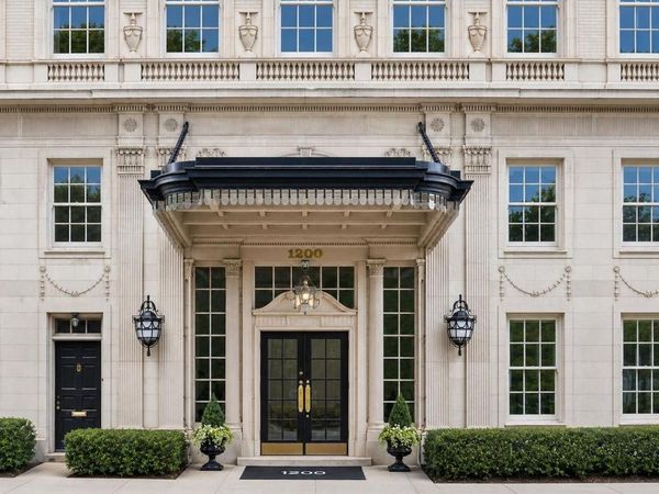 1200 N Lake Shore Drive , Unit 405, Chicago, IL 60610