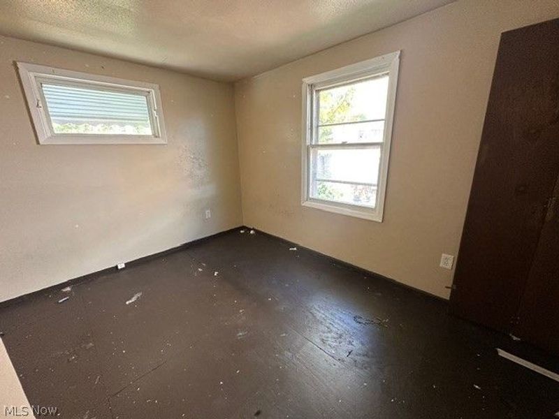 4372 E 146, Cleveland, OH 44128 Photo 7