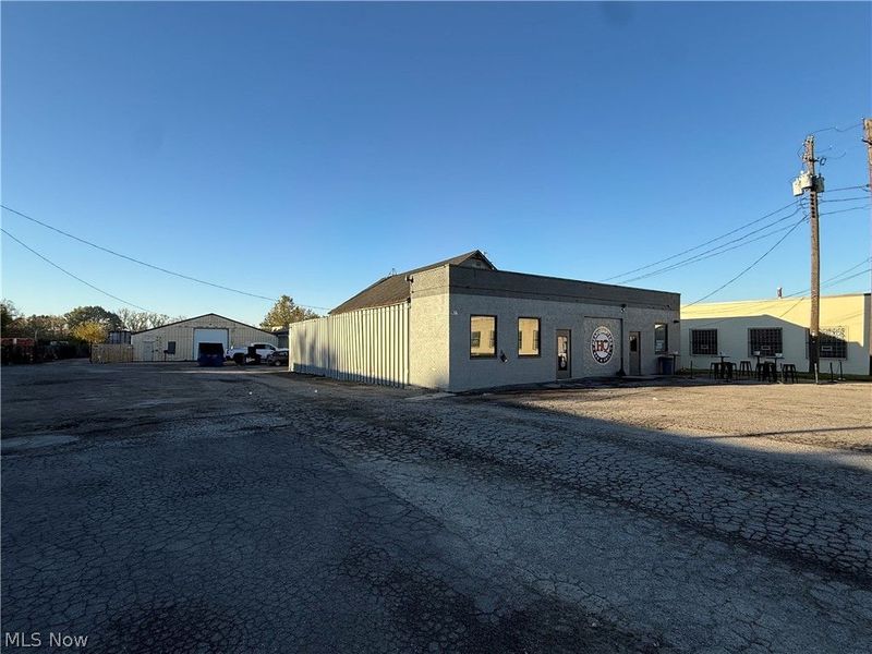 9617 Clinton Road, Brooklyn, OH 44144 Photo 9