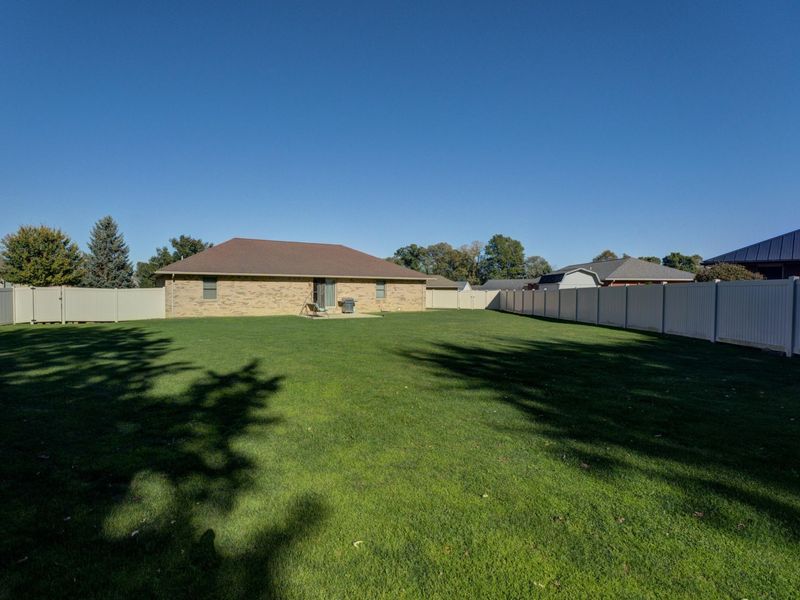 104 Warwick Court, Greenville, OH 45331 Photo 35