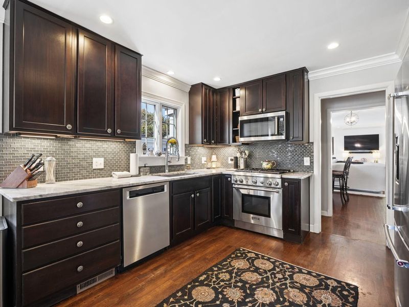 2280 Brixton Road, Columbus, OH 43221 Photo 17