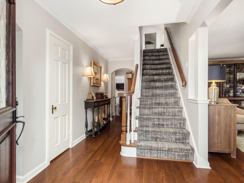 2280 Brixton Road, Columbus, OH 43221 Photo 9