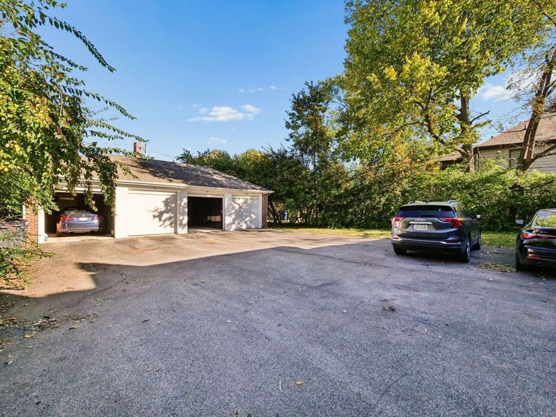 1942 Guilford Road, Columbus, OH 43221 Photo 34