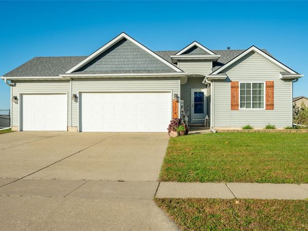 1714 Crabapple Lane, Granger, IA 50109