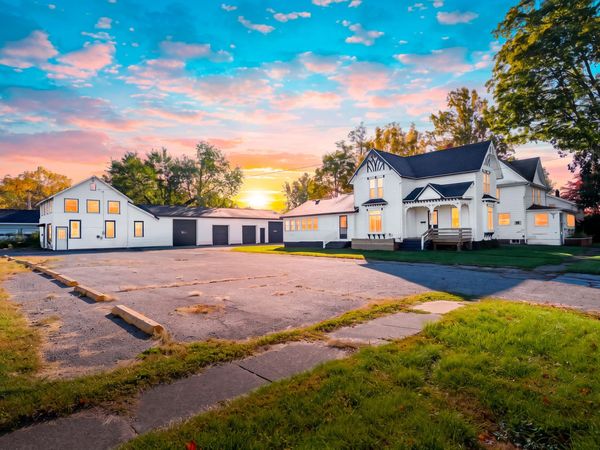 401 E Chicago Road, Sturgis, MI 49091