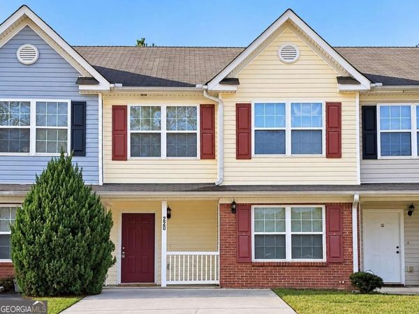 220 PARKWAY Road, Union City, GA 30291