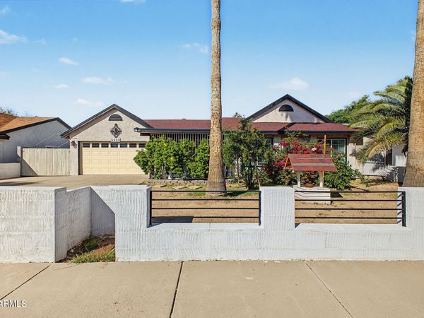 5232 W EUGIE Avenue, Glendale, AZ 85304