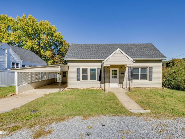 613 Linden Avenue, Elizabethton, TN 37643