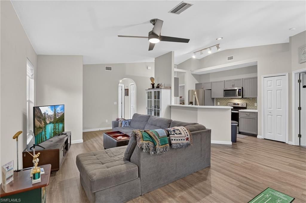 503 Bethany Village Cir, Lehigh Acres, FL 33936 Photo