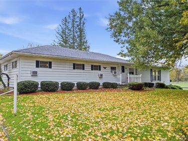 2388 Pratt Road, Corfu, NY 14036
