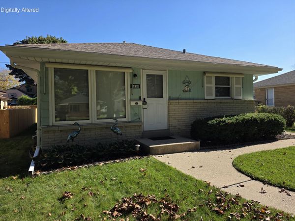 4858 N 88th St, Milwaukee, WI 53225