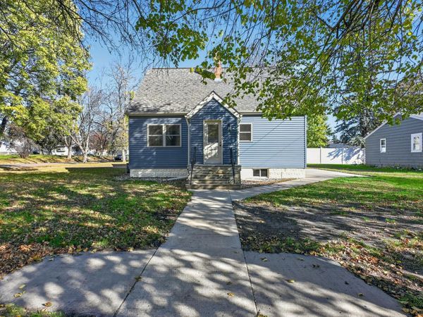 711 Wollan Street , Starbuck, MN 56381
