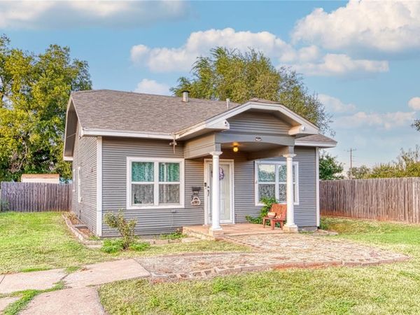 1011 W 5th Street, Elk City, OK 73644