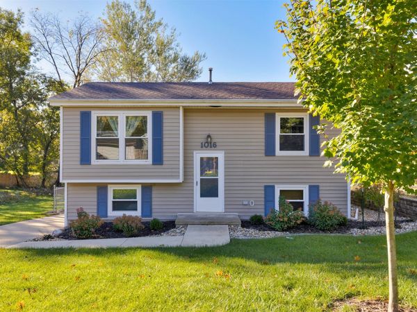 1016 Titus Avenue, Des Moines, IA 50315