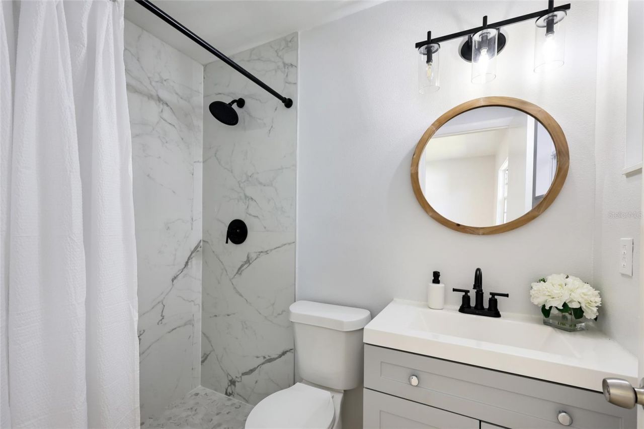 2877 Michigan Street , Sarasota, FL 34237 Photo