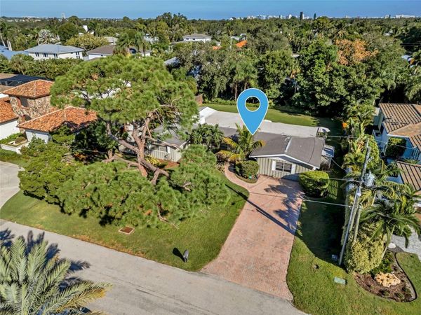 1605 N LAKE SHORE DRIVE , SARASOTA, FL 34231