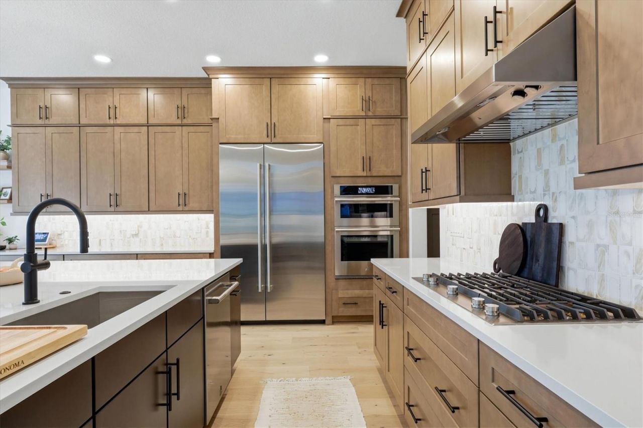 2509 Waterfront Circle, Sarasota, FL 34240 Photo