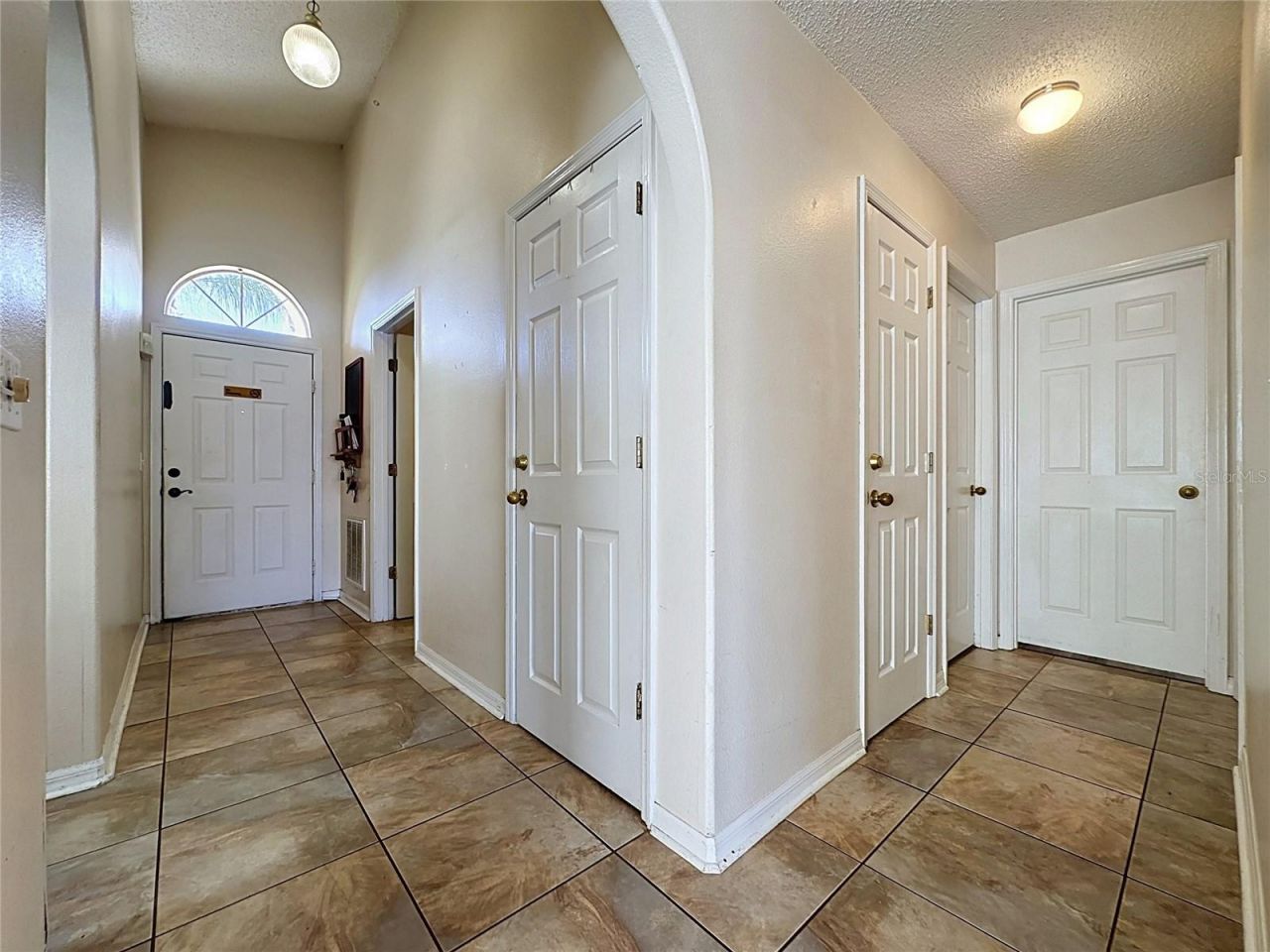 16409 Coopers Hawk Avenue , Clermont, FL 34714 Photo