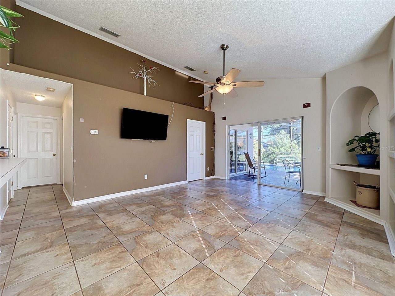 16409 Coopers Hawk Avenue , Clermont, FL 34714 Photo