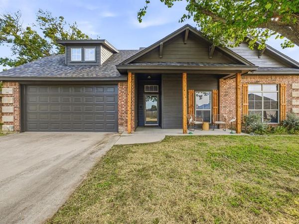 241 Water Oak Lane, Weatherford, TX 76086
