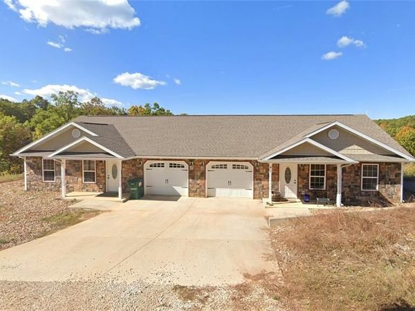 21028 Halifax Drive , St Robert, MO 65584