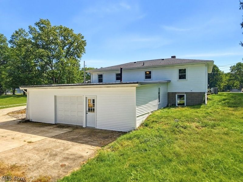 2689 Heckman Road, Green, OH 44685 Photo 8
