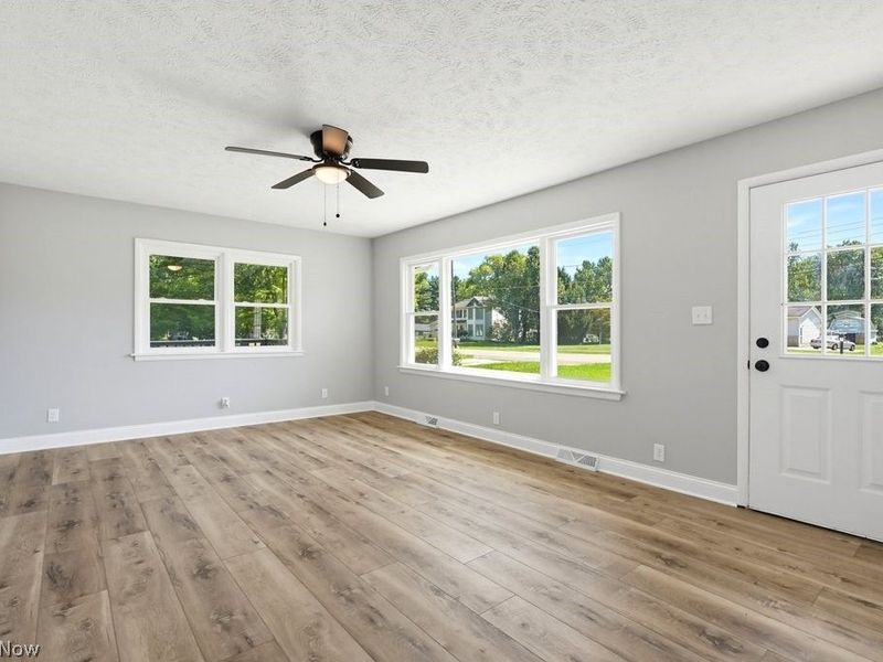 2689 Heckman Road, Green, OH 44685 Photo 9