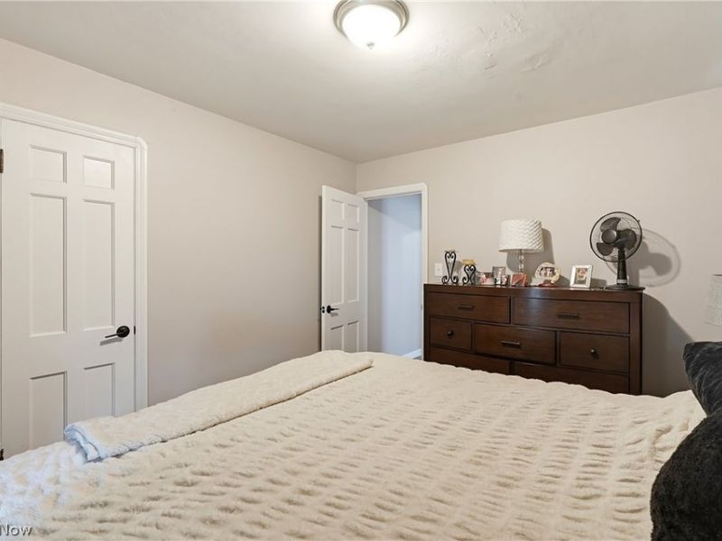 4207 W 58th Street , Cleveland, OH 44144 Photo 23