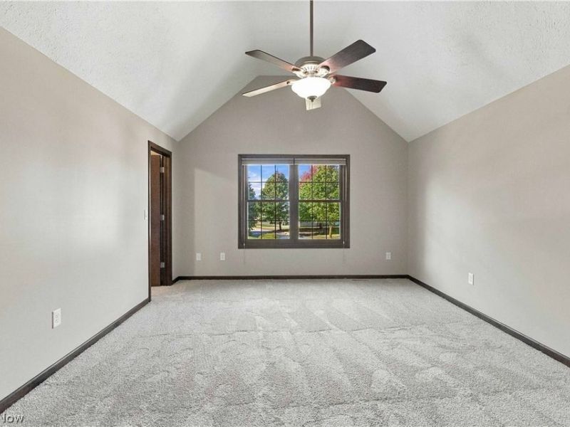 15831 Falmouth Oval , Middleburg Heights, OH 44130 Photo 19