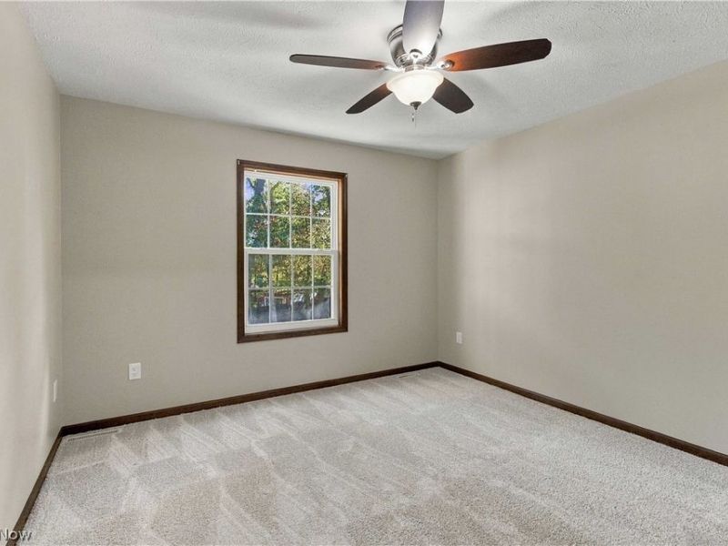15831 Falmouth Oval , Middleburg Heights, OH 44130 Photo 23
