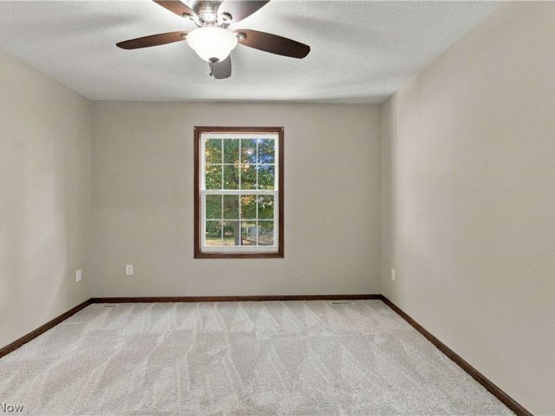 15831 Falmouth Oval , Middleburg Heights, OH 44130 Photo 25