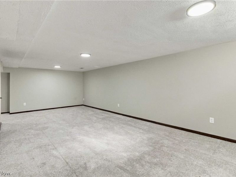 15831 Falmouth Oval , Middleburg Heights, OH 44130 Photo 34