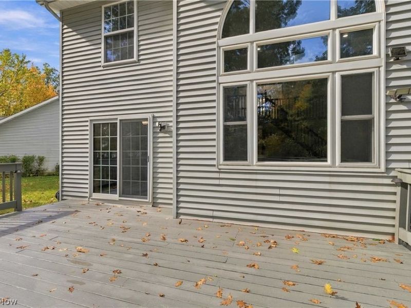 15831 Falmouth Oval , Middleburg Heights, OH 44130 Photo 38