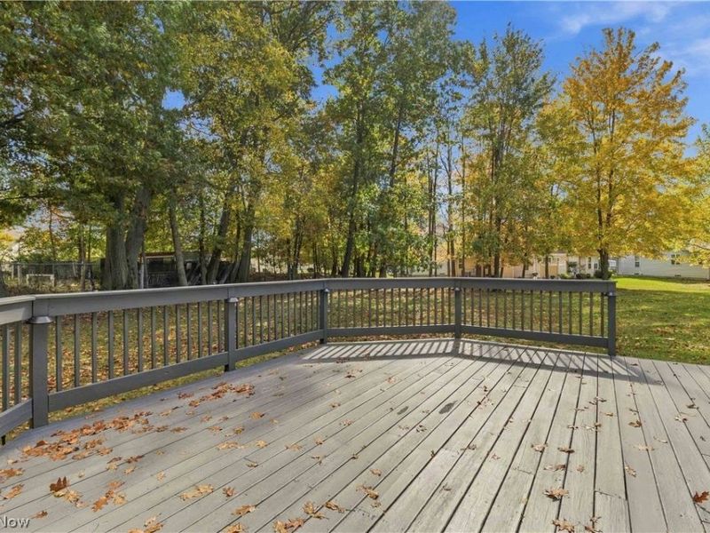 15831 Falmouth Oval , Middleburg Heights, OH 44130 Photo 39