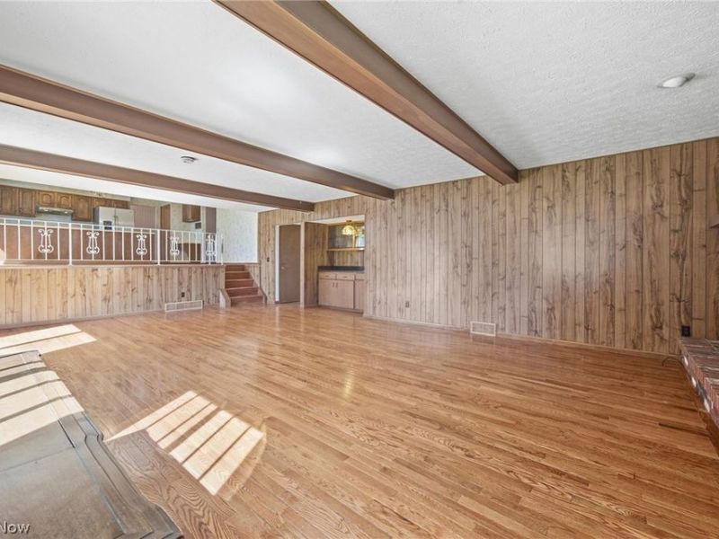 15559 Cottonwood Oval, Middleburg Heights, OH 44130 Photo 19
