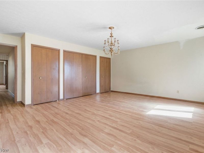 15559 Cottonwood Oval, Middleburg Heights, OH 44130 Photo 27