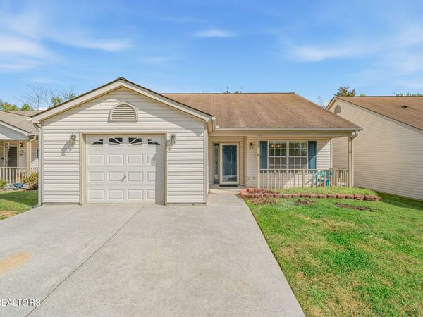 521 Ravenwood Drive, Maryville, TN 37801