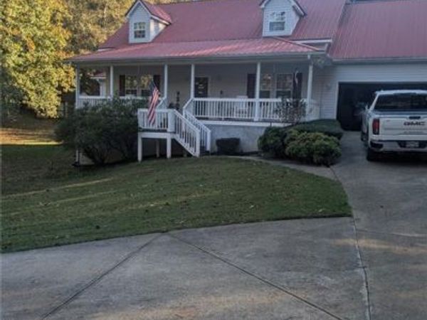 249 Peaceful Valley Drive , Cleveland, GA 30528