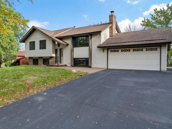 14309 11th Avenue S, Burnsville, MN 55337