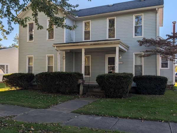 129 N East Street , Bradner, OH 43406