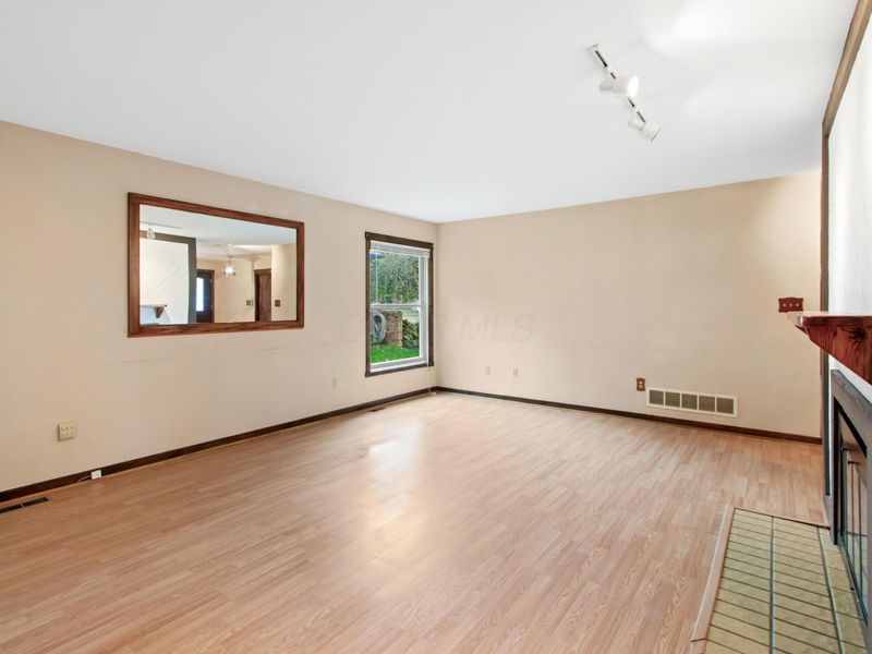 1279 Chatham Ridge Road , Westerville, OH 43081 Photo 10