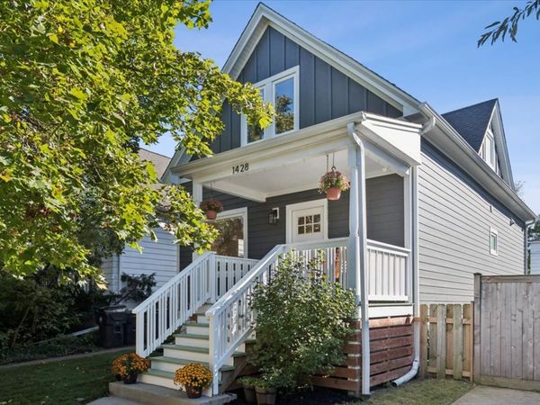 1428 Crain Street, Evanston, IL 60202