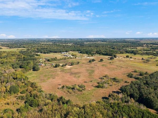 1654 Lincoln City Road , Elm Mott, TX 76640