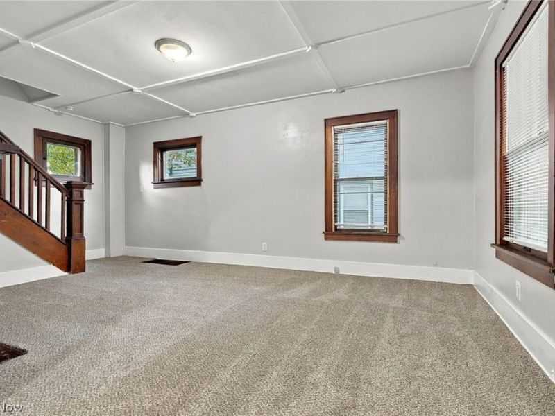 1155 Big Falls Avenue, Akron, OH 44310 Photo 4